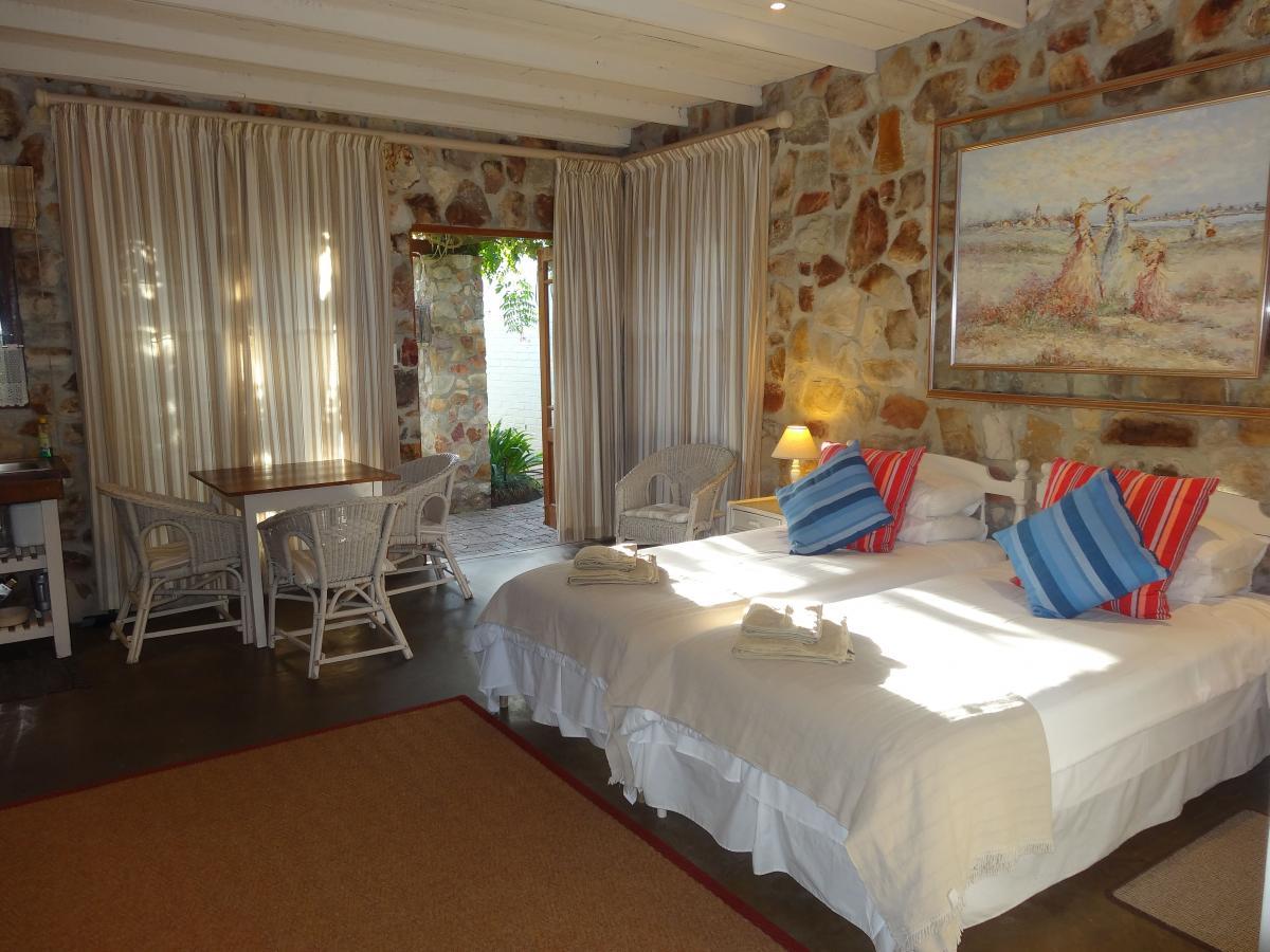 Stone Cottage exterior