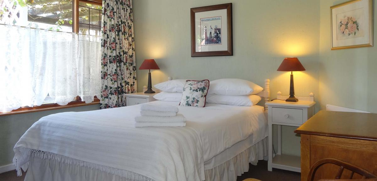 Sunbird Suite bedroom